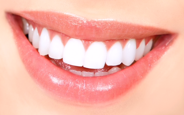 Ανησυχία από τον ΠΟΥ: 3,5 δισ. άνθρωποι έχουν πρόβλημα με τα δόντια τους