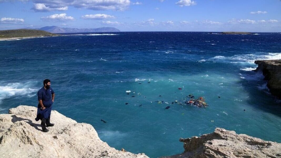 Ναυάγιο στον Καφηρέα: Εντοπίστηκε μία ακόμα σορός – Στους 29 οι νεκροί