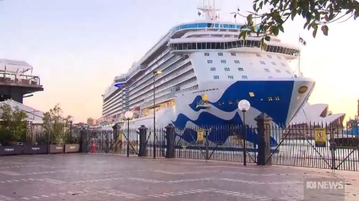 Κρουαζιερόπλοιο με 800 επιβάτες θετικούς στον κορωνοϊό