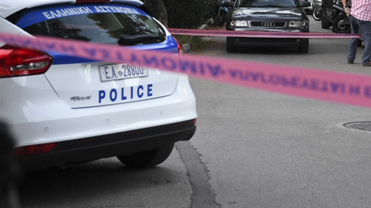 δολοφονία του γιου του με σκεπάρνι