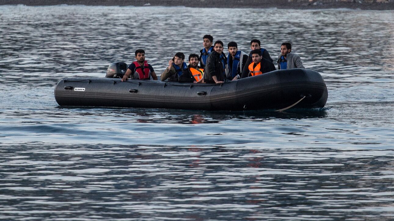 αποβίβαση μεταναστών
