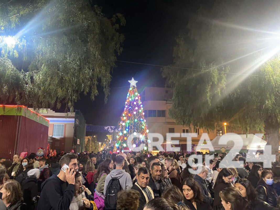 Ηράκλειο: «Άναψε» το Χριστουγεννιάτικο δέντρο  – Το μήνυμα του Δημάρχου στο CRETA (εικόνες)