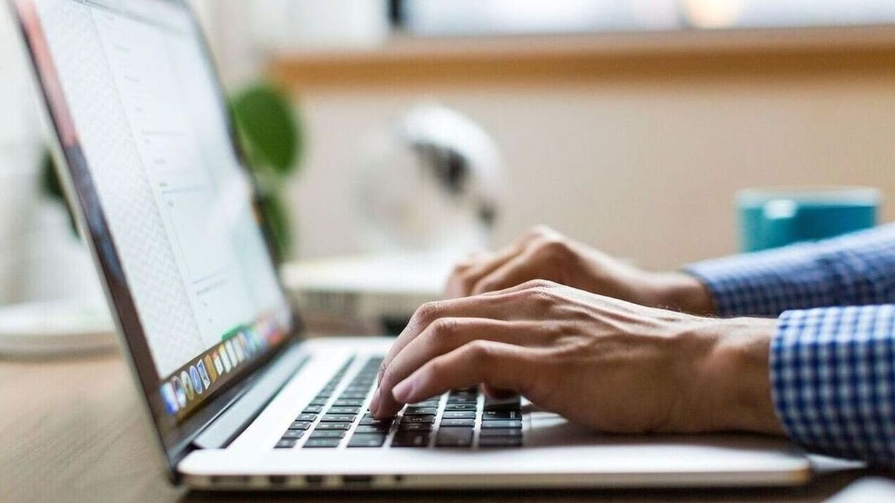 επιχορήγηση 14.800 ευρώ σε 3.220 νέους επιχειρηματίες