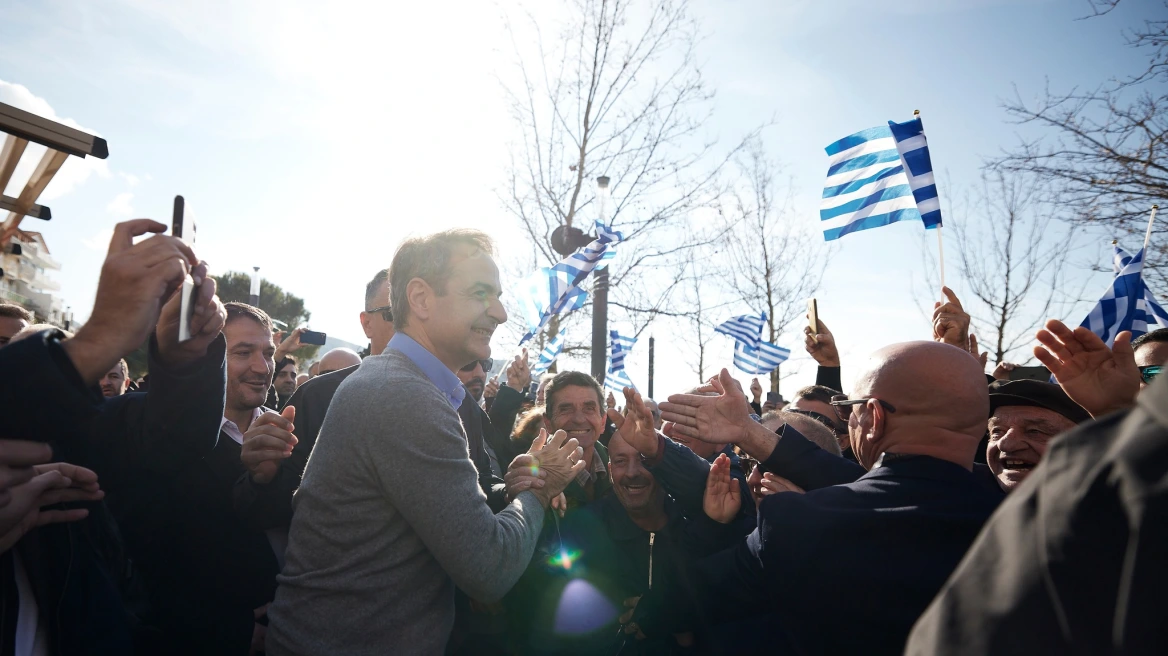 Μητσοτάκης: Συγκινημένος που είμαι ο πρώτος Έλληνας Πρωθυπουργός που επισκέπτεται τη Χειμάρρα