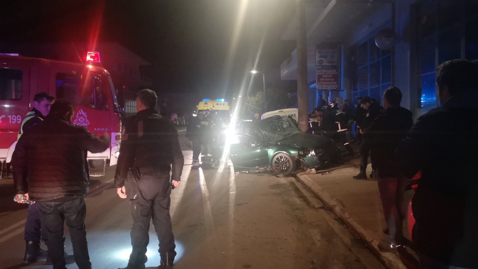 Σοβαρό τροχαίο με εγκλωβισμό τα Χριστούγεννα στην Κρήτη