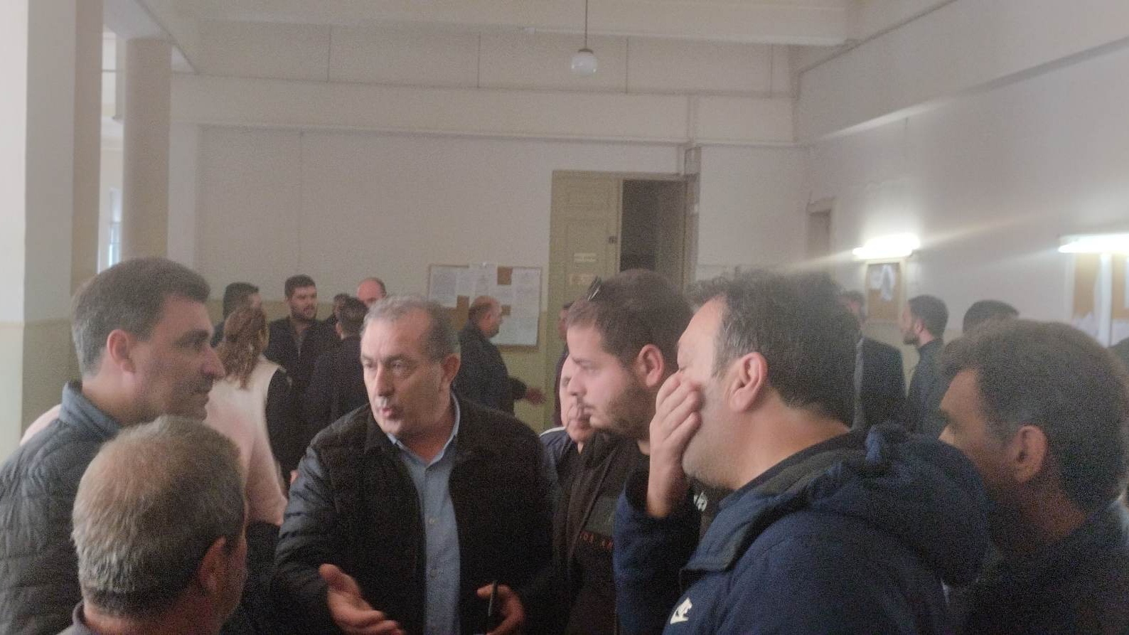 Σ. Βαρδάκης: Άλλη μια παράταση παραμονής στην εργασία τους κέρδισαν οι συμβασιούχοι της Πολιτικής Προστασίας