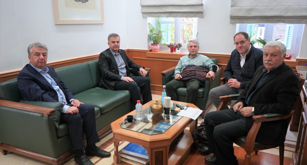 Σύσκεψη για την περαιτέρω αναβάθμιση του Αστεροσκοπείου του Σκίνακα