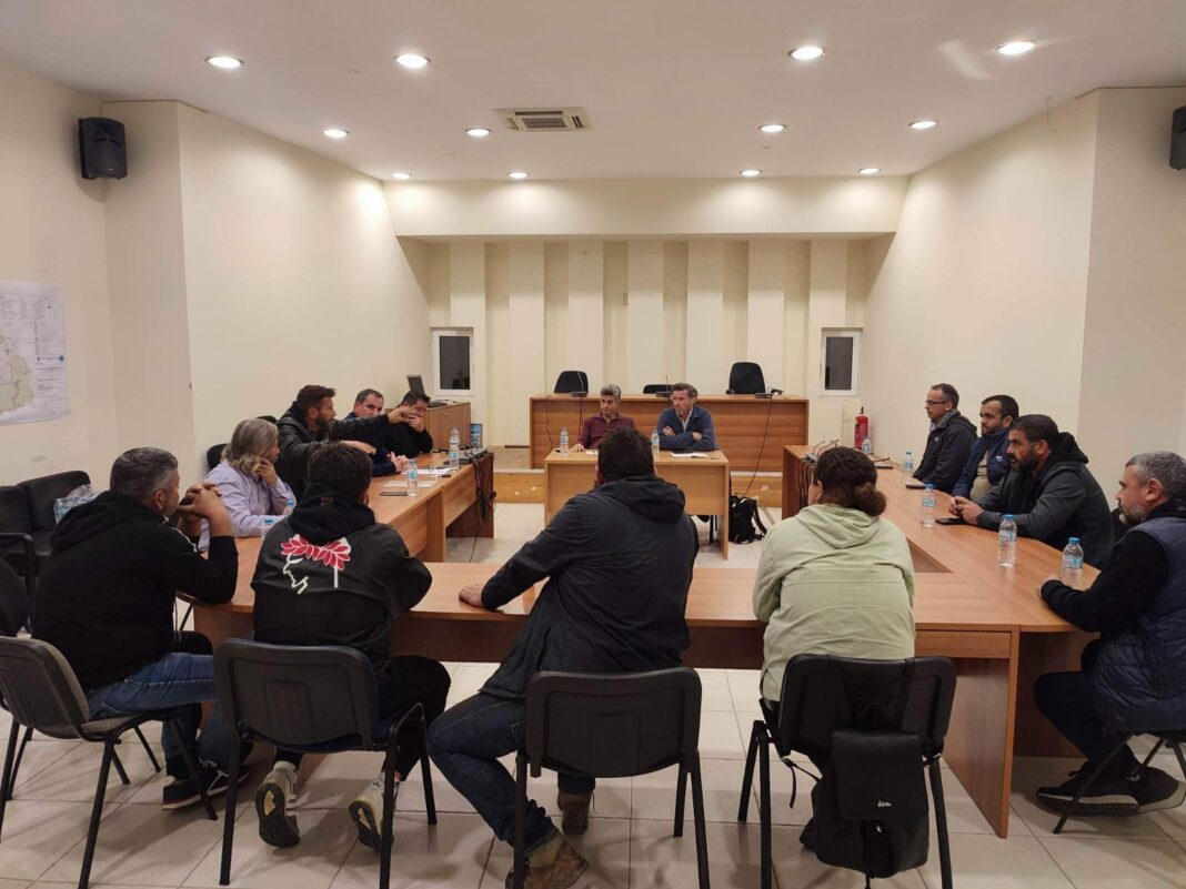 Κρήτη: Στο επίκεντρο της συνάντησης το ζήτημα της έλλειψης εργατικών χεριών