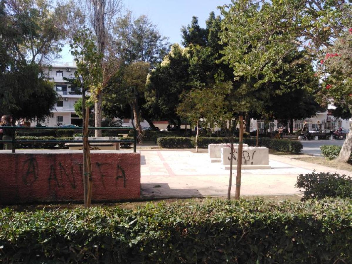 Εκτεταμένες φυτεύσεις 70 νέων φυτών από τον Δήμο Χανίων στην περιοχή της Νέας Χώρας