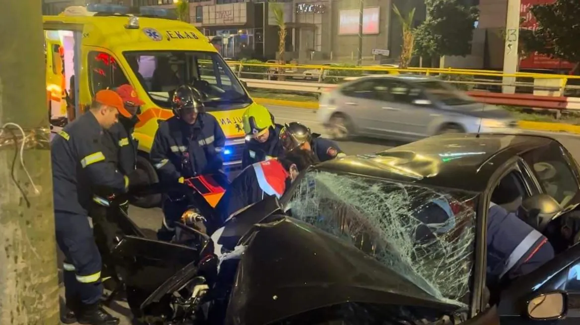 Σοβαρό τροχαίο – Χωρίς τις αισθήσεις του απεγκλωβίστηκε ο οδηγός