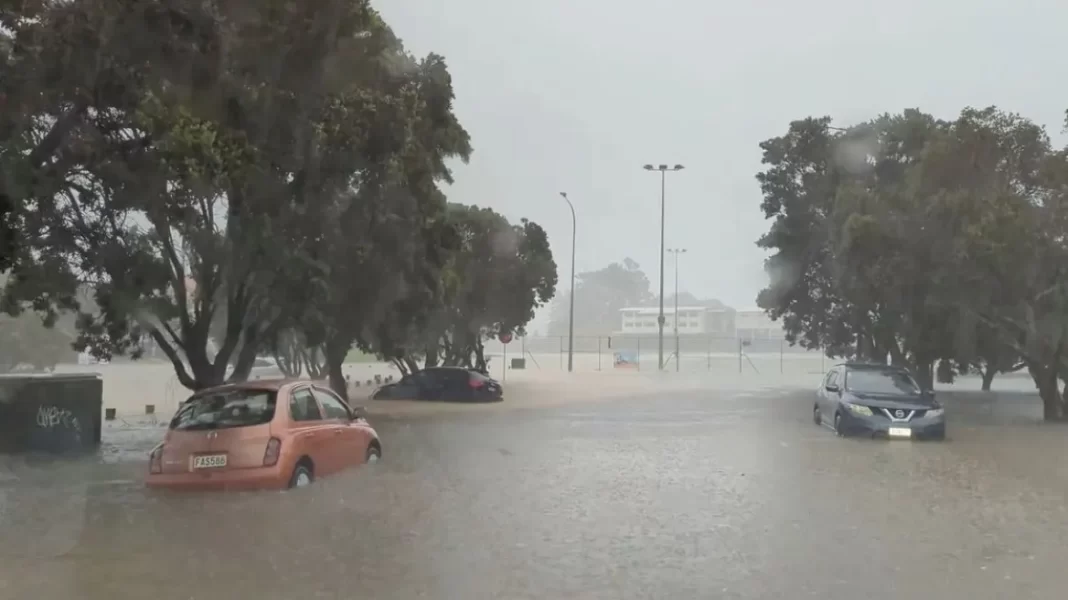 Νέα Ζηλανδία: Τέσσερις οι νεκροί από τις πλημμύρες – Σε κατάσταση έκτακτης ανάγκης το Όκλαντ