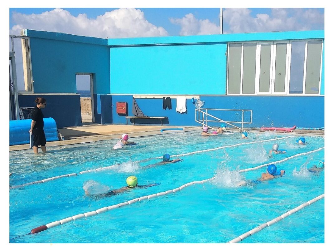 Xανιά: 445 μαθητές συμμετείχαν στο πρόγραμμα μαθημάτων κολύμβησης