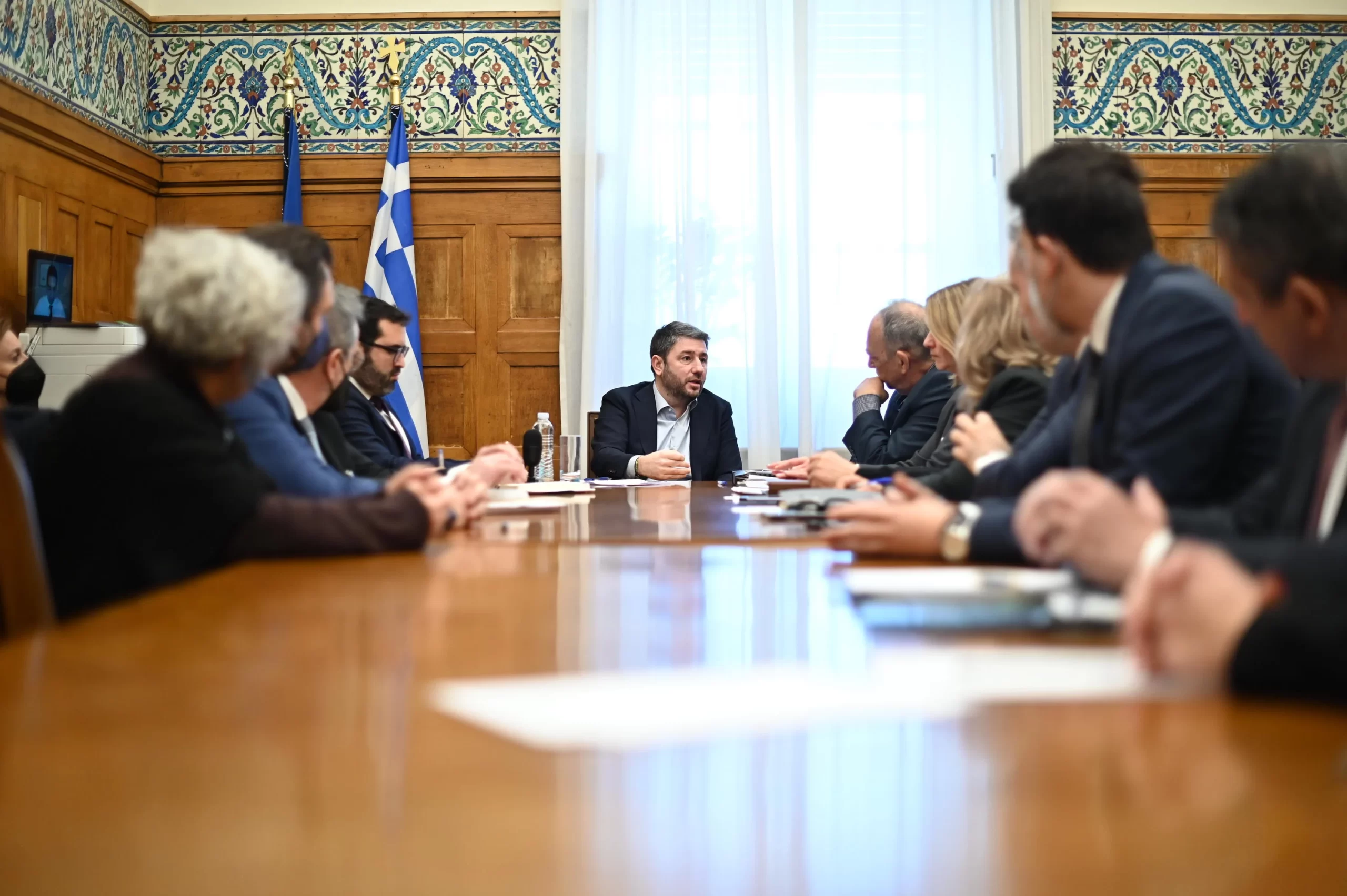 Ανδρουλάκης: Χρειάζονται πρωτοβουλίες, που θωρακίζουν τη μεσαία τάξη και τους πιο ευάλωτους συμπολίτες μας