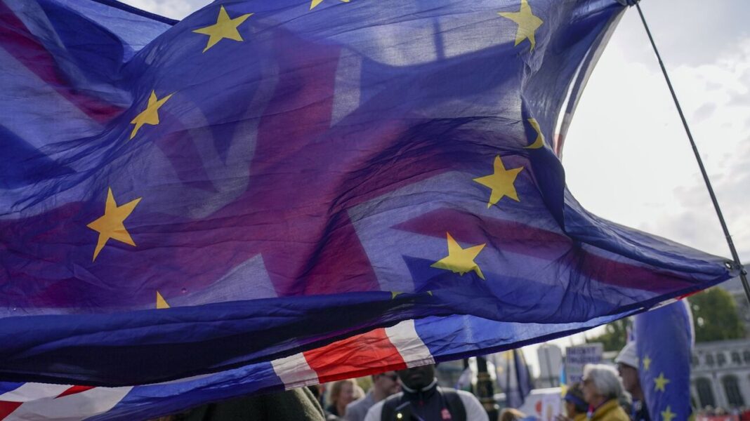 Βρετανικός Τύπος: «Το Brexit απέτυχε πλήρως» – Τι απαντά ο Σούνακ