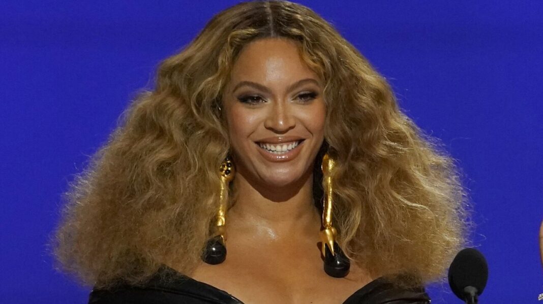 Beyoncé: «Φρενίτιδα» με την ανακοίνωση της παγκόσμιας περιοδεία της «Renaissance»