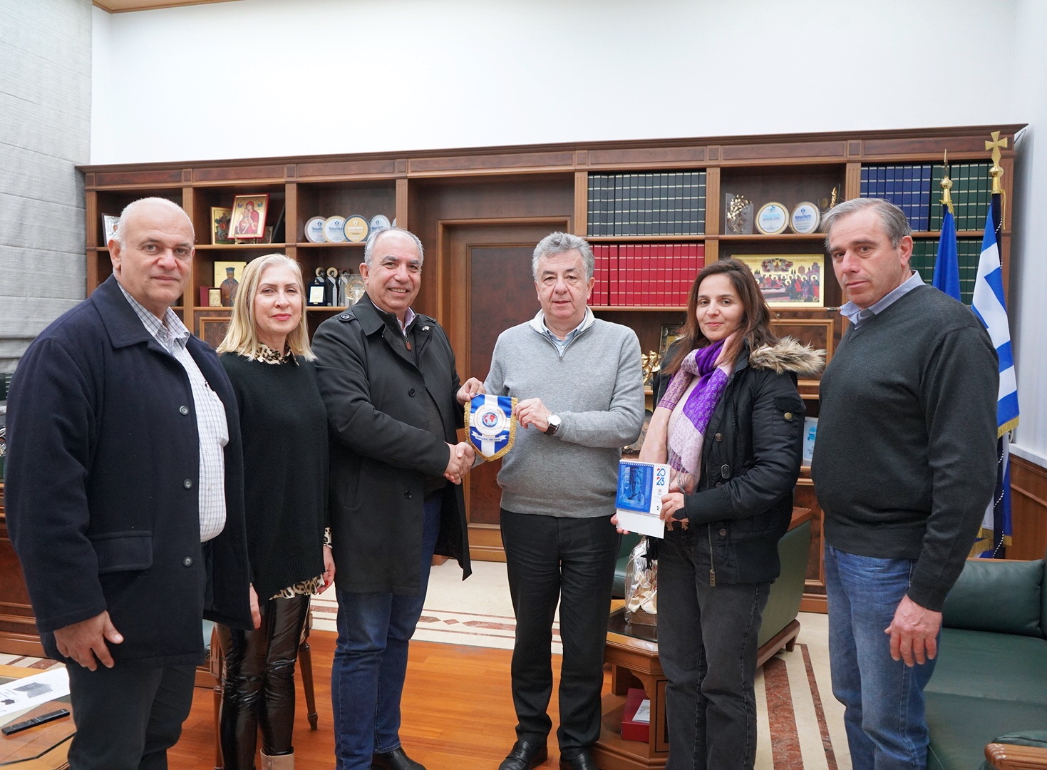Με την Τοπική Διοίκηση Ηρακλείου της Διεθνούς Ένωσης Αστυνομικών συναντήθηκε ο Στ. Αρναουτάκης