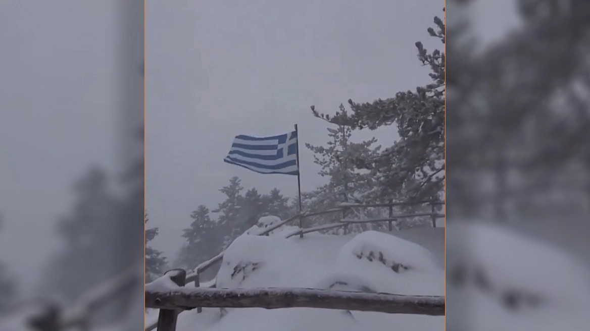 Χιονίζει σε Πάρνηθα, Βίλια και Ιπποκράτειο Πολιτεία – Δείτε βίντεο