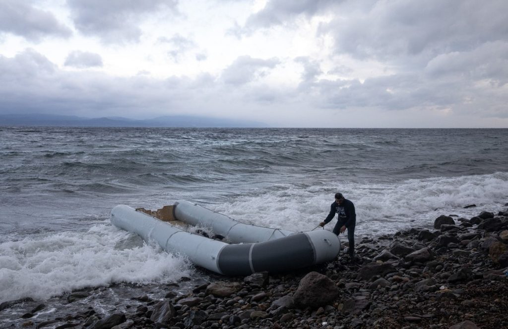 45 νεκροί στο ναυάγιο στην Καλαβρία – Φόβοι για πάνω από 100 θύματα