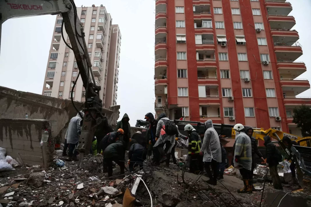Σεισμός στην Τουρκία: Ίσως και εντός της ημέρας αναχωρεί C130 με ομάδα της ΕΜΑΚ