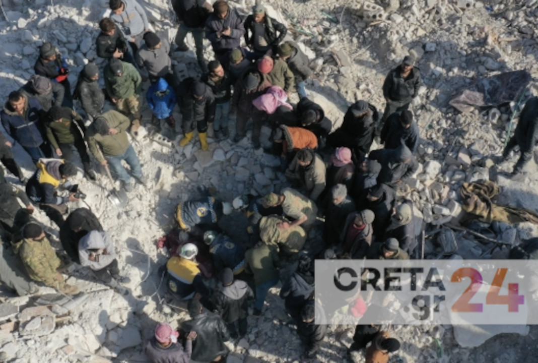 Σεισμός Τουρκία: Οι αρχές απομακρύνουν τα συντρίμμια