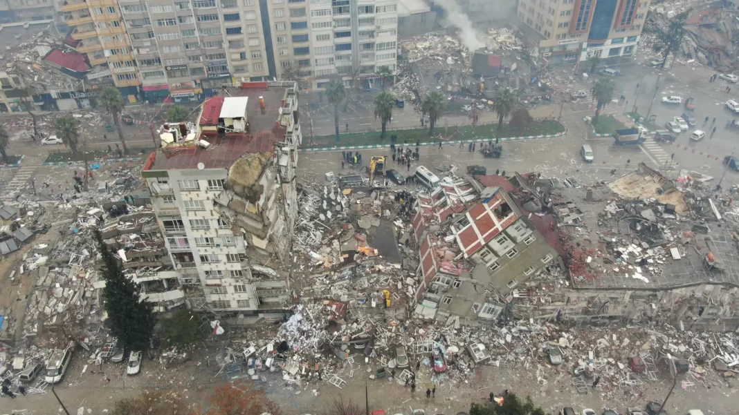 Σεισμός στην Τουρκία: Στους 3.549 οι νεκροί, σε κατάσταση έκτακτης ανάγκης σε 10 περιοχές