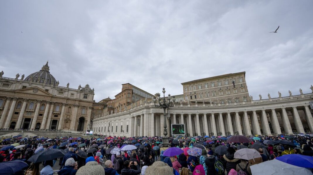 Παραιτήθηκε μέλος της επιτροπής του Βατικανού που ερευνά υποθέσεις σεξουαλικής κακοποίησης παιδιών