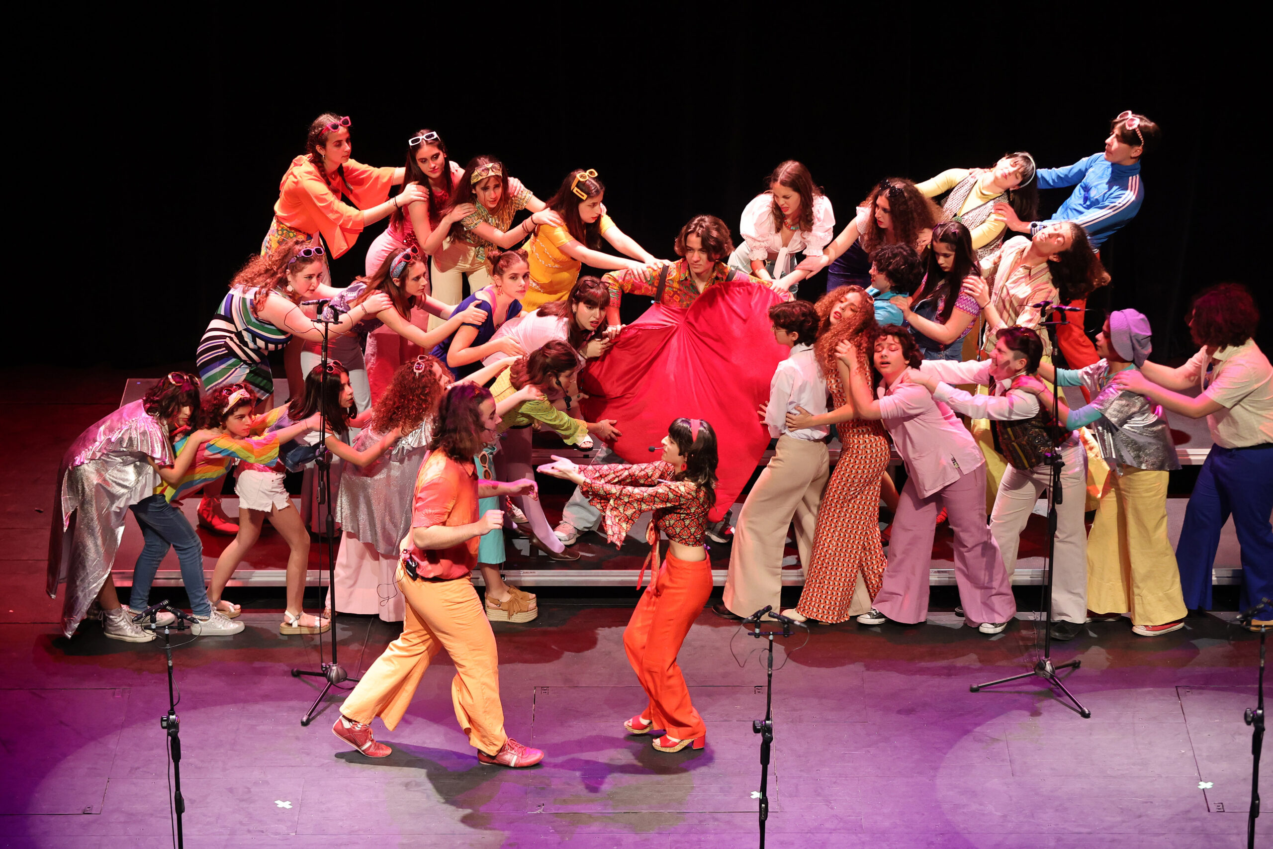 To «ΑΒΒΑ The Musical» από την Εφηβική Χορωδία δ. Χανίων παρουσιάστηκε στο Πολιτιστικό Κέντρο Ηρακλείου