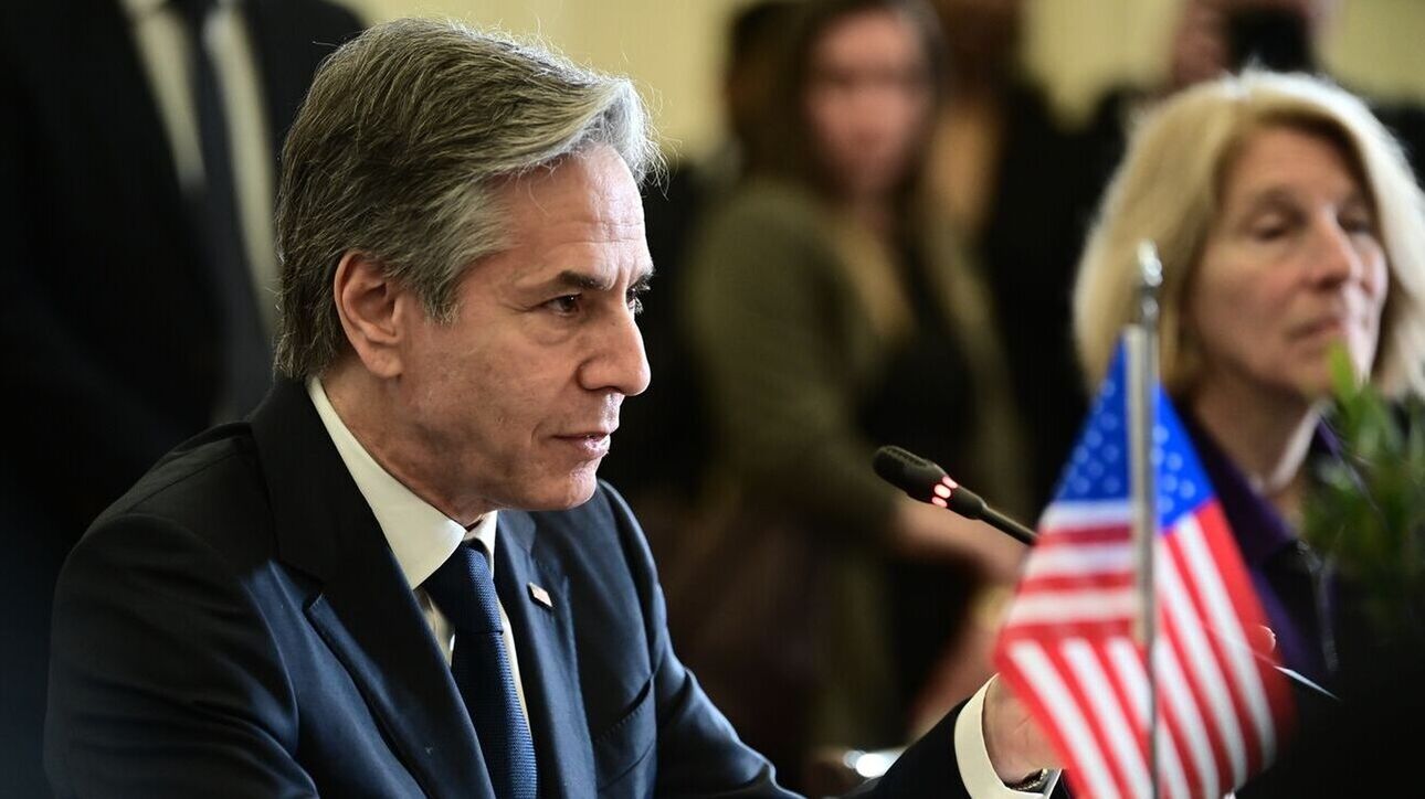 Ο Μπλίνκεν ανοίγει «παράθυρο» διαπραγματεύσεων για τα σύνορα της Ουκρανίας