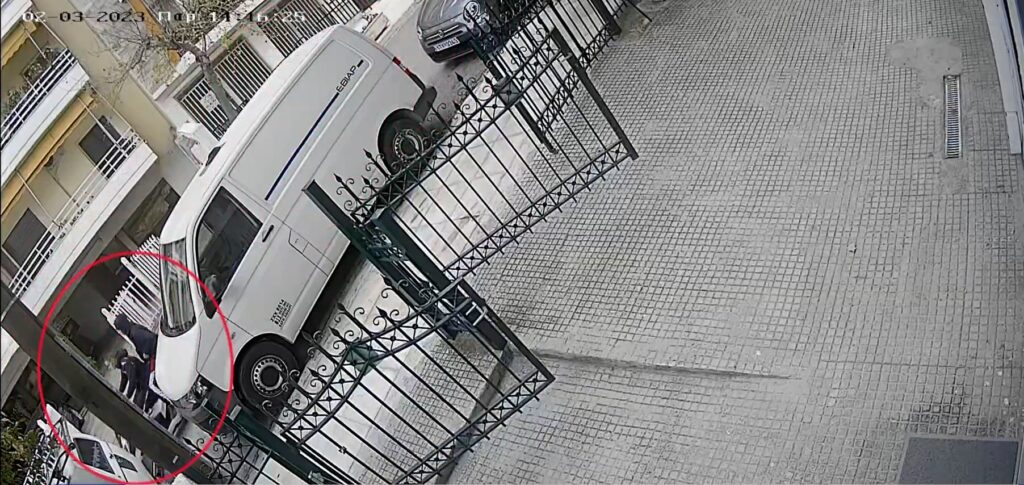 Βίντεο ντοκουμέντο από τη δράση συμμορίας ανηλίκων: Η στιγμή της ληστείας