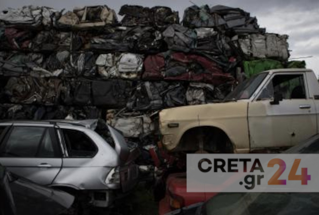 Ηράκλειο: Δεκάδες εγκαταλελειμμένα οχήματα απομακρύνονται από τους δρόμους