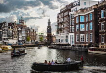 Πώς το Άμστερνταμ σχεδιάζει να αντιμετωπίσει τον υπέρ – τουρισμό