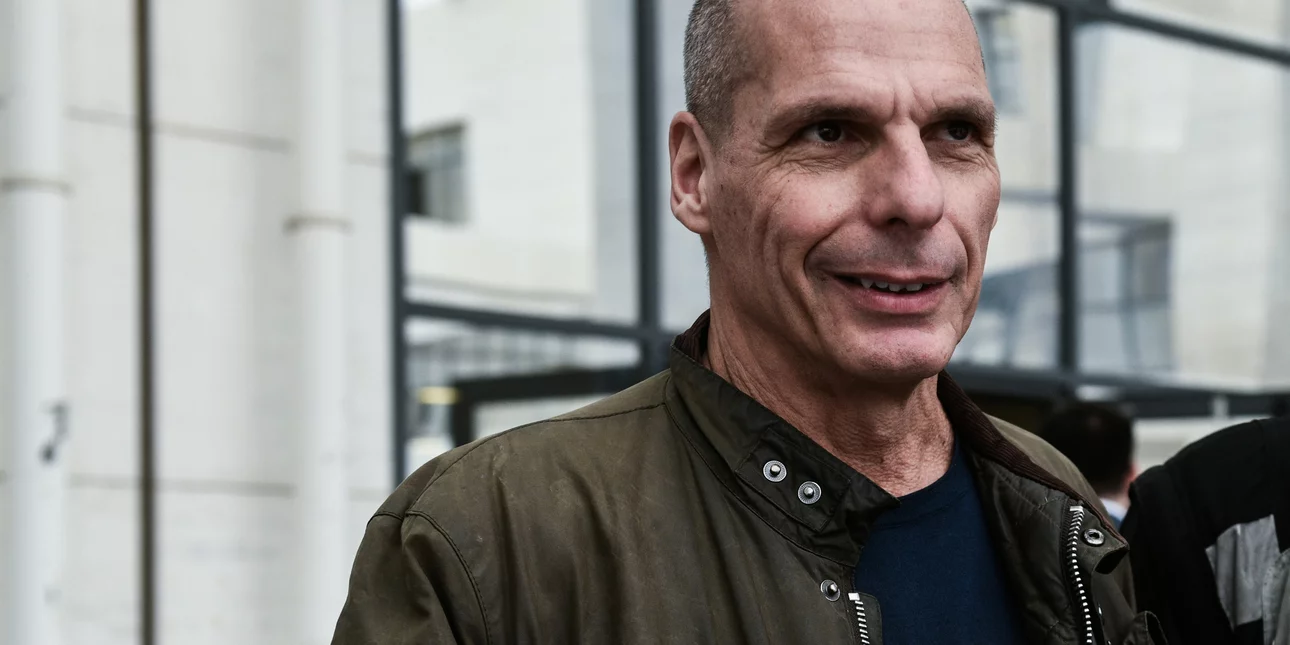 Συνελήφθη 17χρονος αναρχικός στο Μαρούσι για τον ξυλοδαρμό Βαρουφάκη στα Εξάρχεια -Στα ίχνη και άλλων η ΕΛ.ΑΣ