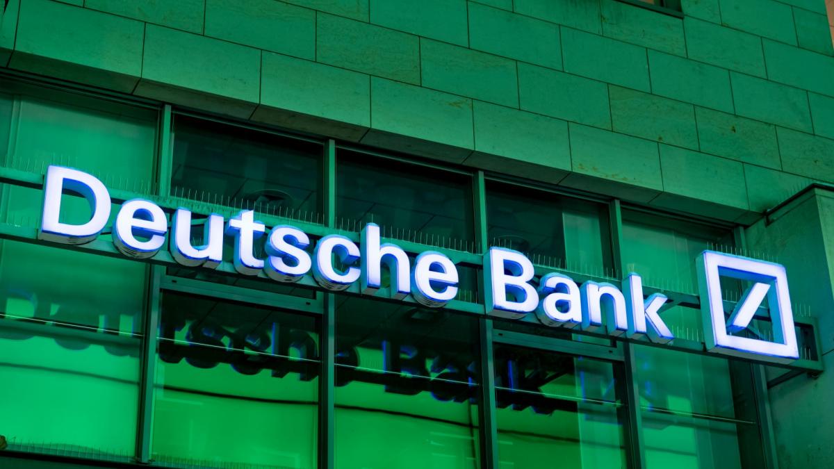 Deutsche Bank: Απότομη «βουτιά» για τη μετοχή – Εκτοξεύονται τα CDS, αναταραχή στις αγορές