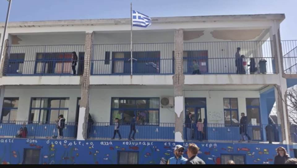 Άκης Τσελέντης: «Νέα Τέμπη σε περίπτωση σεισμού στο 5ο Δημοτικό Σχολείο Χίου»