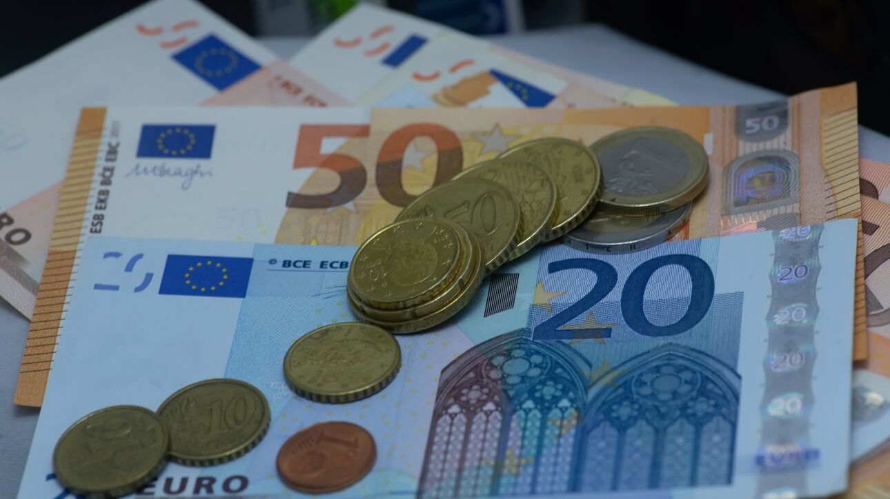 ΕΦΚΑ – ΔΥΠΑ: Αντίστροφη μέτρηση για την καταβολή των επιδομάτων