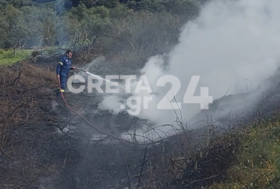 Κρήτη: Συναγερμός για πυρκαγιά σε χωριό