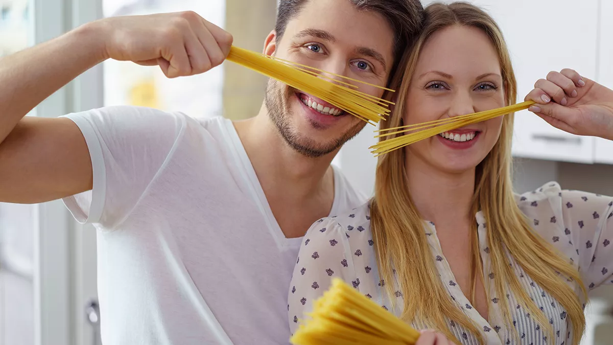 Οι top τροφές για ήρεμο και ποιοτικό ύπνο – Ναι, επιτρέπεται η μακαρονάδα!