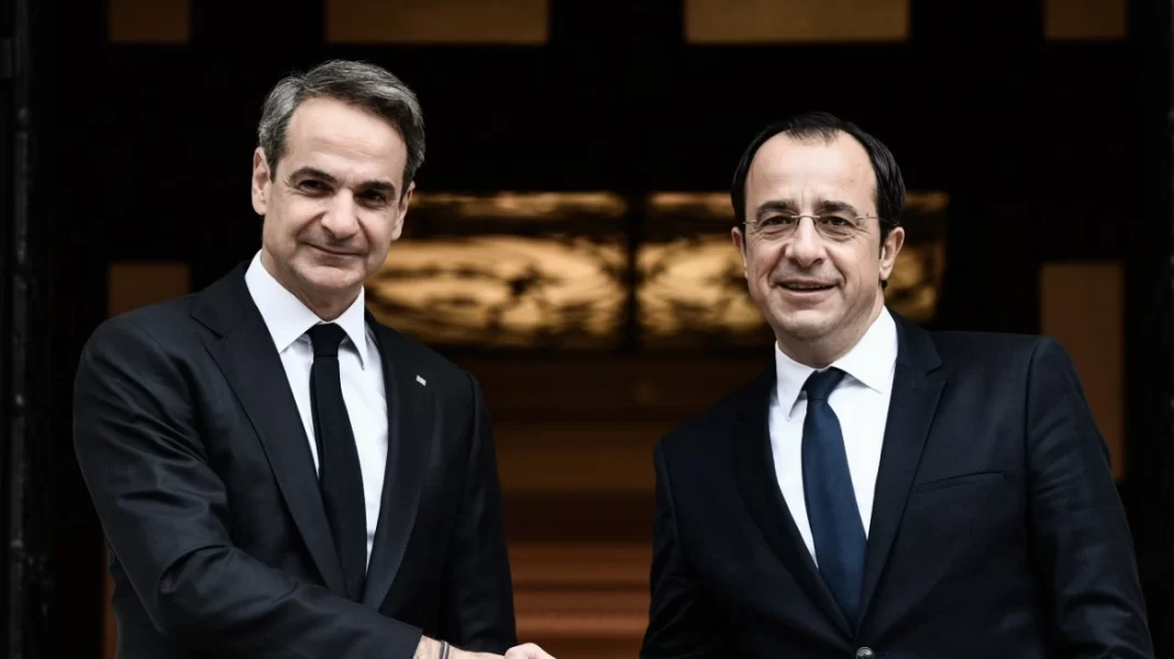 Μητσοτάκης σε Χριστοδουλίδη: Θα αλλάξουμε όσα μας πόνεσαν