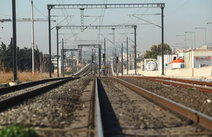 Συνεδριάζει για πρώτη φορά το Συντονιστικό Κέντρο Ασφάλειας Σιδηροδρόμων με τη συμμετοχή Γεραπετρίτη