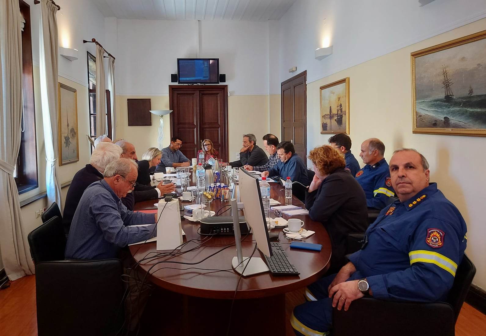 Συνάντηση στην Αποκεντρωμένη για την πυροπροστασία του πευκοδάσους Δ. Βιαννου