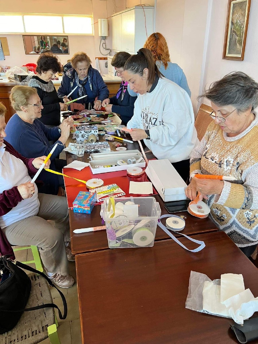 Χανιά: Με κέφι συμμετέχουν οι ηλικιωμένοι των ΚΑΠΗ στις φετινές ετοιμασίες για το Πάσχα