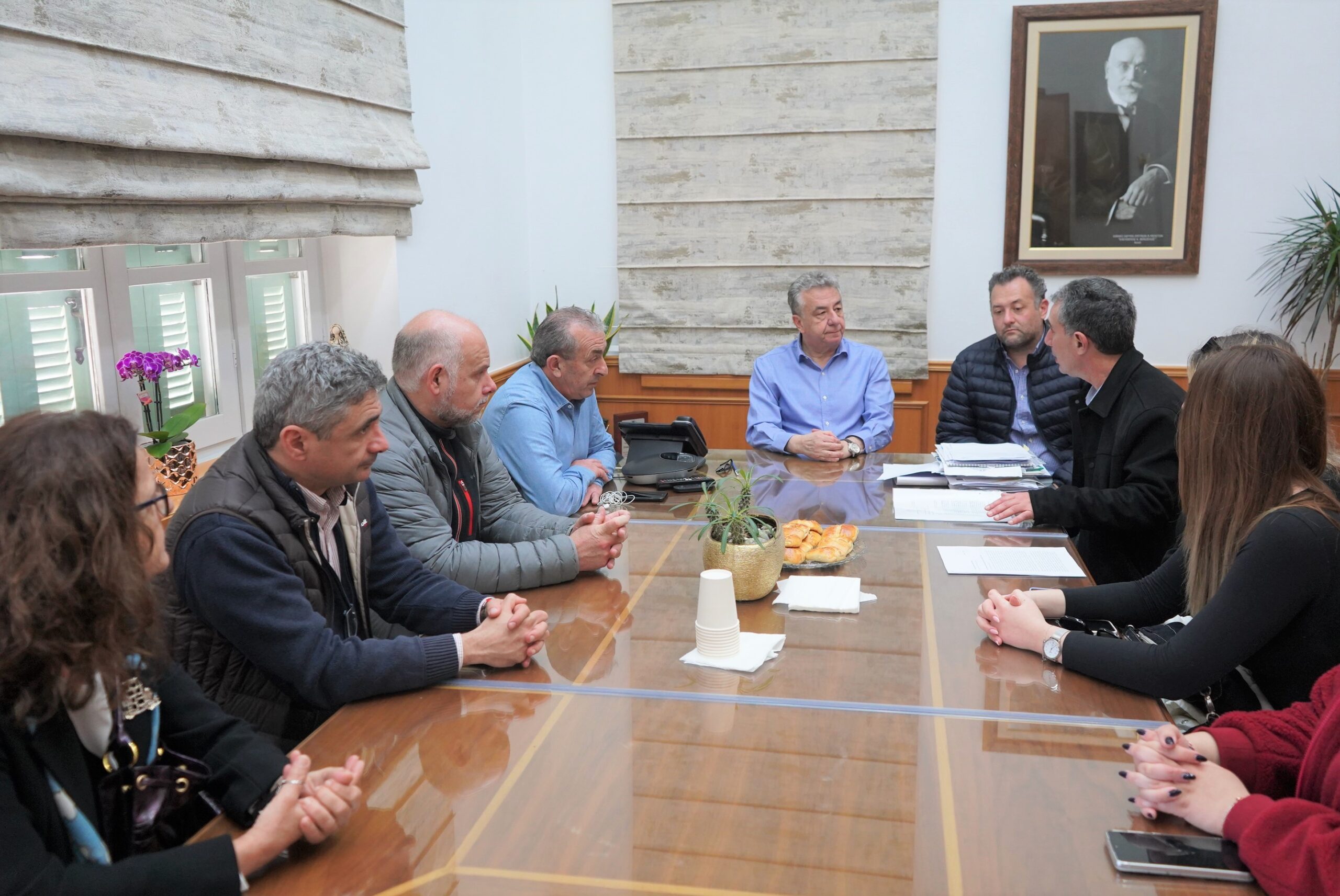 Στον Περιφερειάρχη Πρύτανης και εκπρόσωποι του τμήματος Γεωπονίας του ΕΛΠΕΠΑ μετά τη διαμαρτυρία