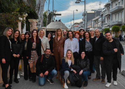 Η πολυσχιδής σκέψη και η εναλλαγή ρόλων της γυναίκας σε έκθεση φωτογραφίας