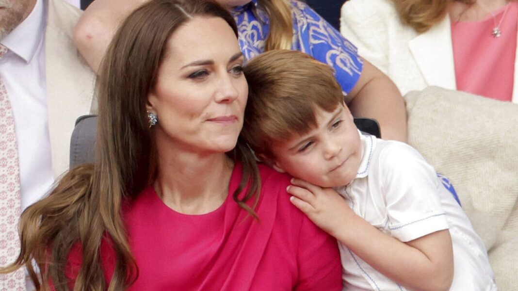 Ο πρίγκιπας Λούις γίνεται πέντε χρονών και το παλάτι «γιορτάζει» με δύο νέες φωτογραφίες