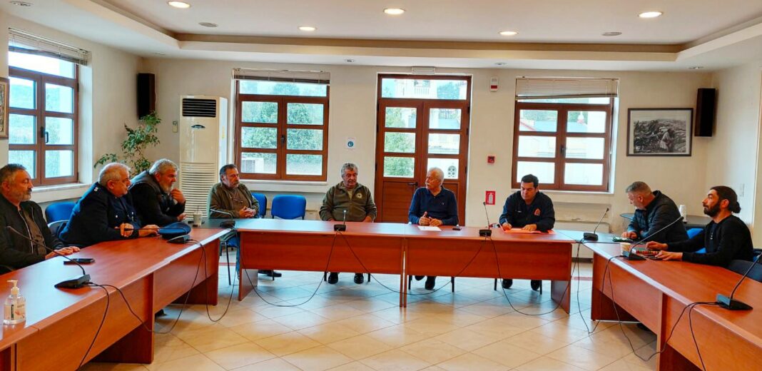 Δ. Αποκορώνου: Συνεδρίασε το συντονιστικό της Πολιτικής Προστασίας ενόψει της αντιπυρικής περιόδου