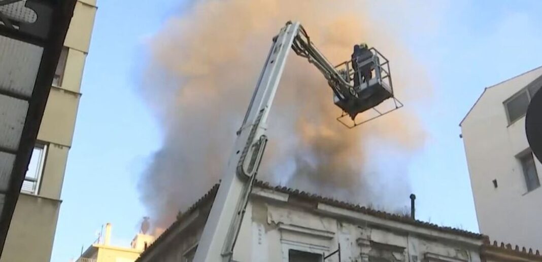 Συναγερμός για φωτιά σε κτίριο