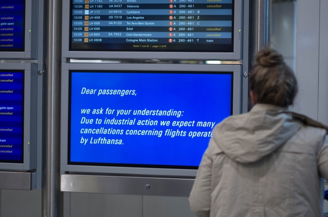 Άδεια τα αεροδρόμια - Ξεκίνησαν οι απεργίες στις μεταφορές