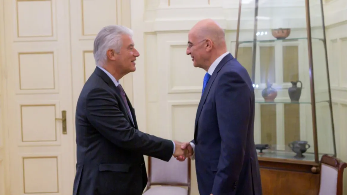 Νίκος Δένδιας
