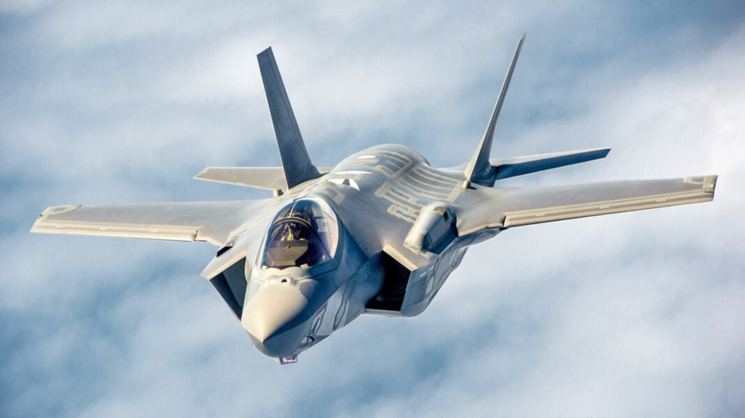 Ρουμανία: Ενισχύει την αεροπορική της άμυνα με την αγορά μαχητικών F-35