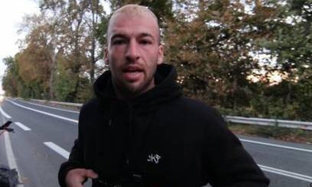 Θύμα απάτης γνωστός youtuber - Πώς του απέσπασαν 4.000 ευρώ